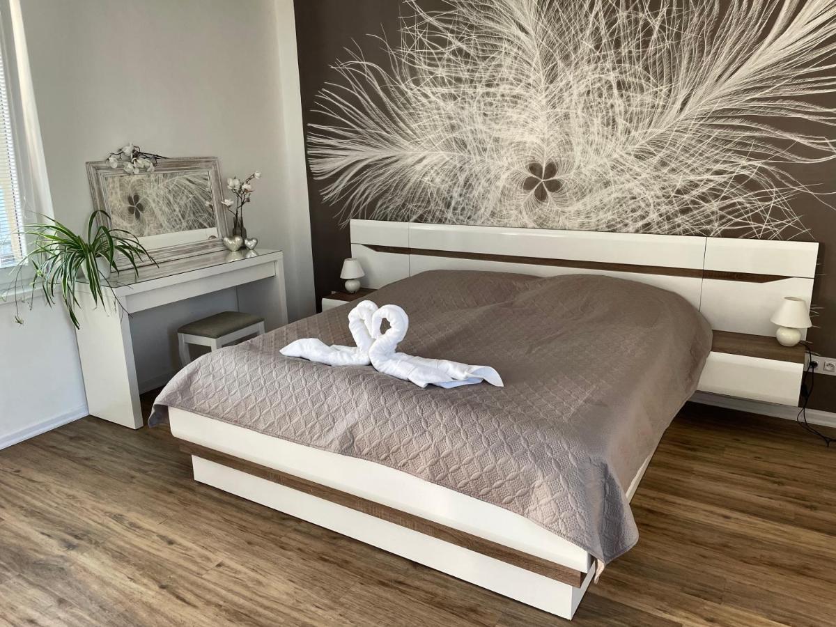 הומפולץ Apartman Az Pro 8 Osob מראה חיצוני תמונה